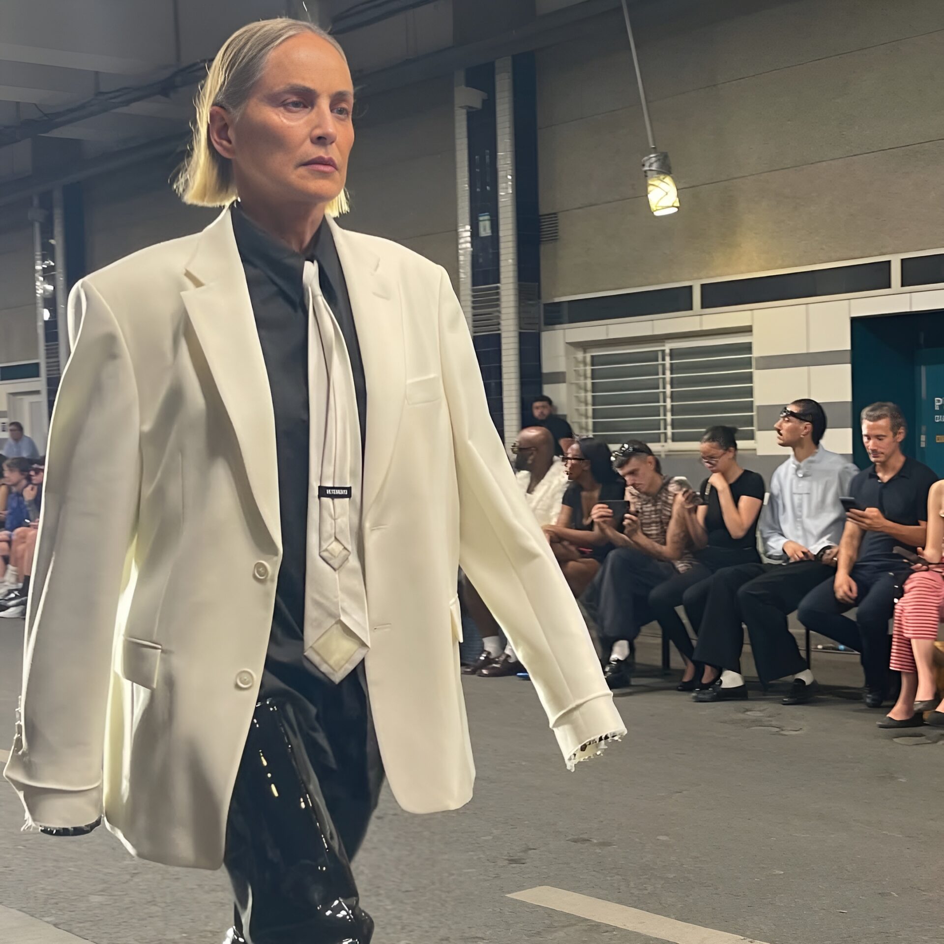 sharon-stone-vetements