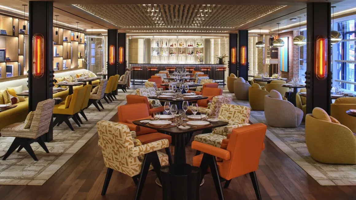 Louis-Vuitton-Cafés-Restaurants-1160x653.jpg copy