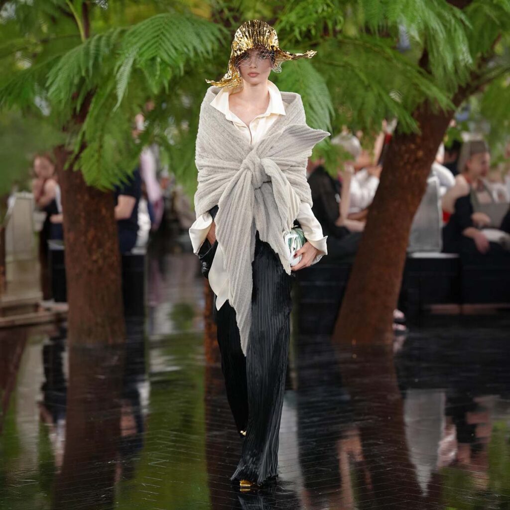 Dior Haute Couture Fall 2026: Ο Jonathan Anderson στο μονοπάτι της τέχνης