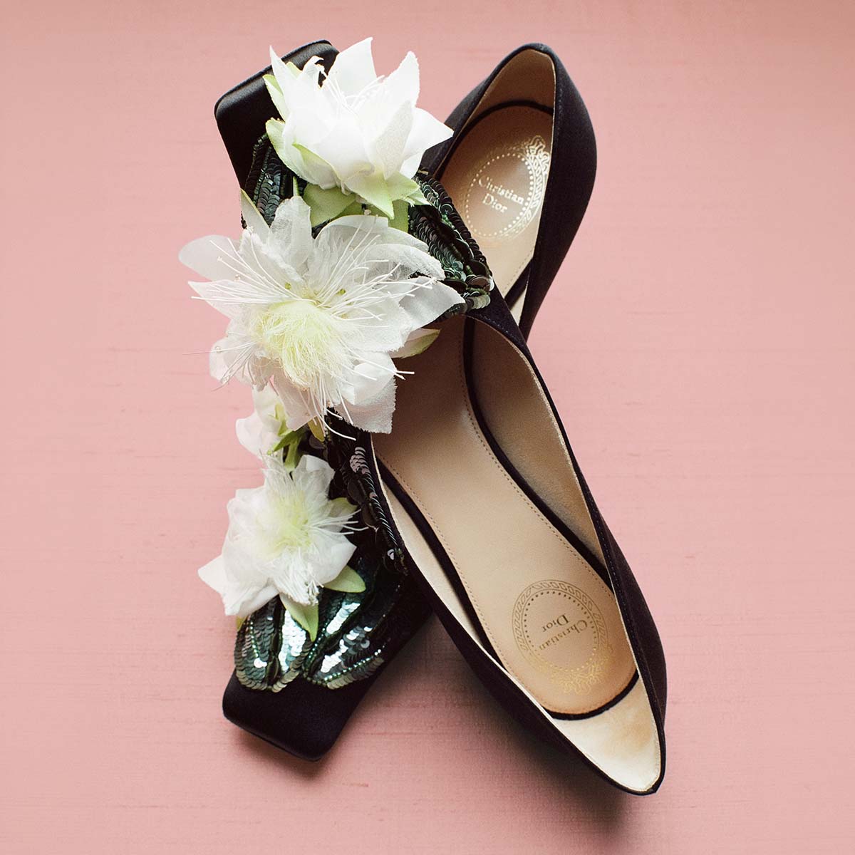 dior_papoutsia_tetragona_square