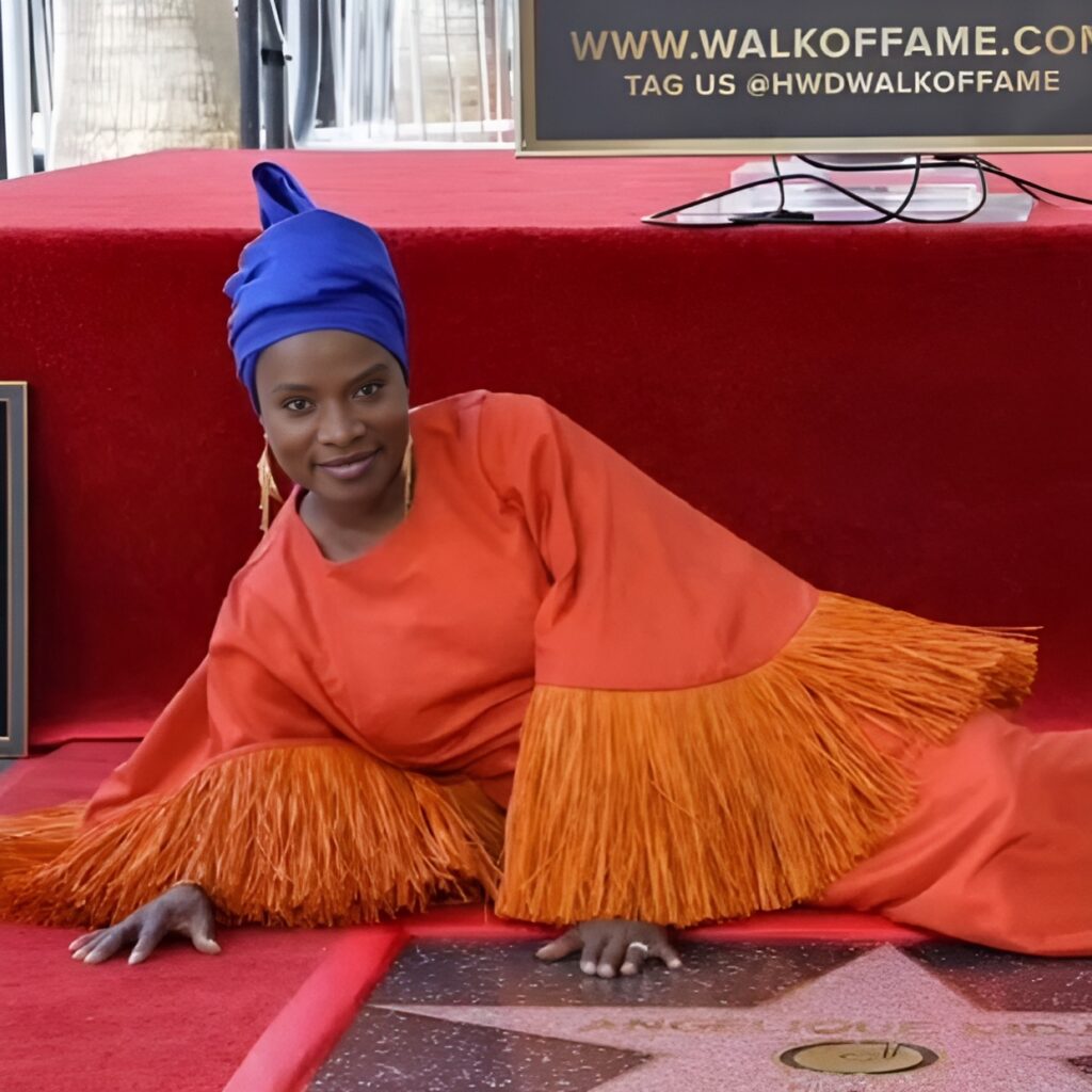 Angélique Kidjo: Η ιστορική στιγμή που η Αφρική απέκτησε το δικό της αστέρι στο Hollywood Walk of Fame