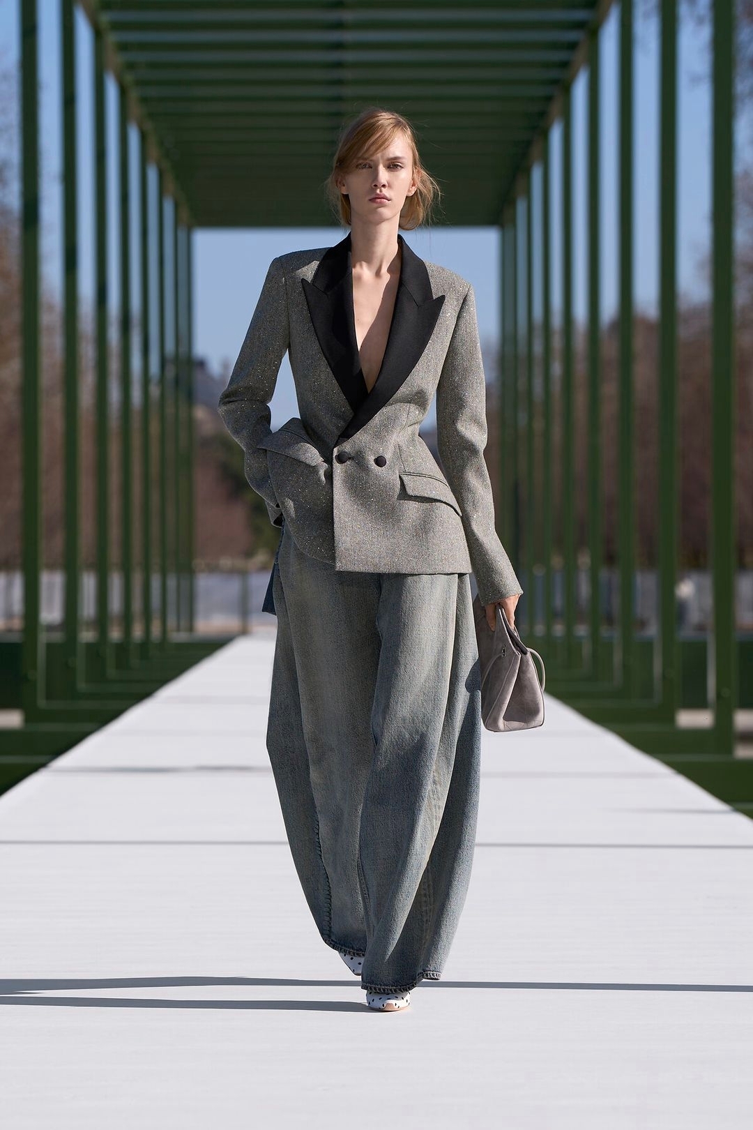 gkri-panteloni-dior