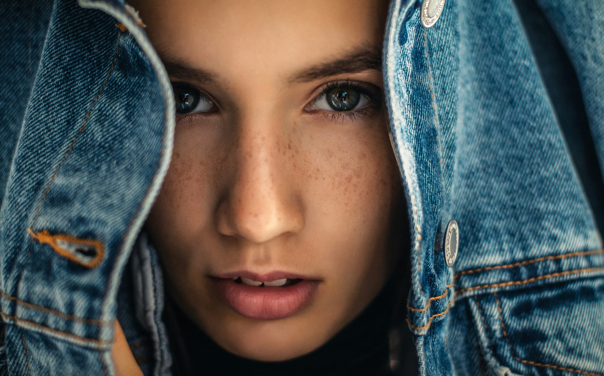 andrey-zvyagintsev-7EYPf86tEy8-unsplash