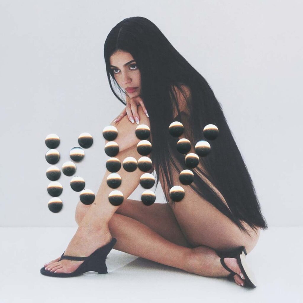 KHY x Gia Borghini: Η πρώτη συλλογή παπουτσιών της Kylie Jenner