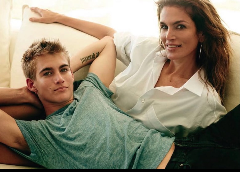 Η κατάρα της μόδας: Από τον γιο της Cindy Crawford στον Alexander McQueen