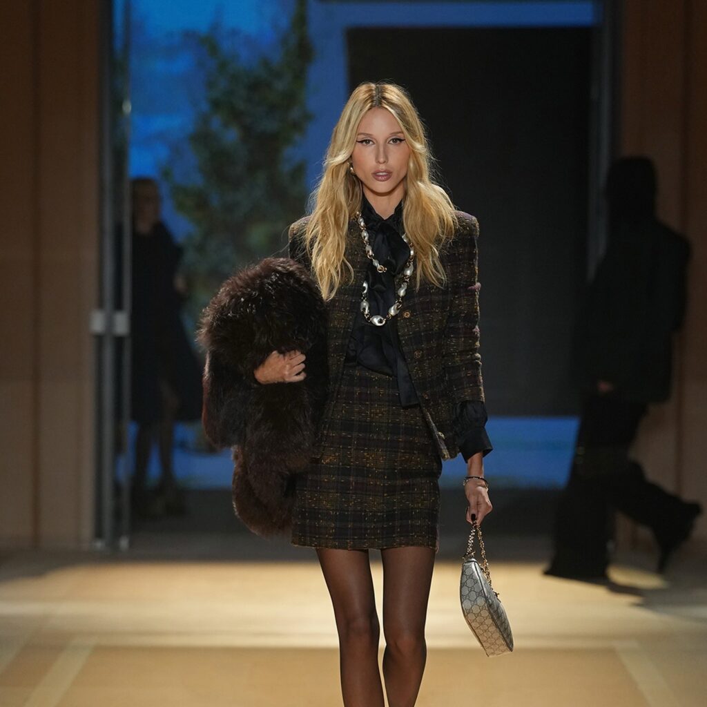 Η Μαρία Ολυμπία στην πασαρέλα του Gucci στο Μιλάνο