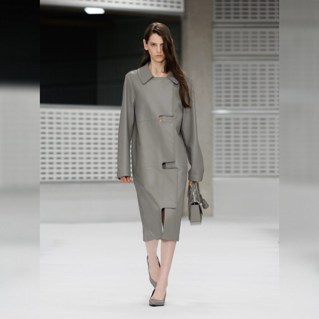 Mulberry ss27: Επιστροφή σε τόνους γκρι