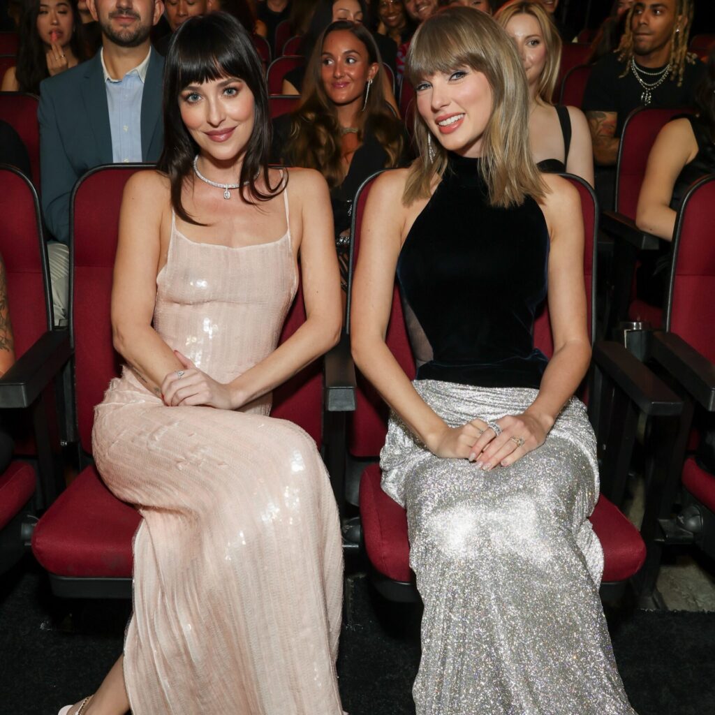 Taylor Swift:  Βράβευση με παγιέτες στα VMAs