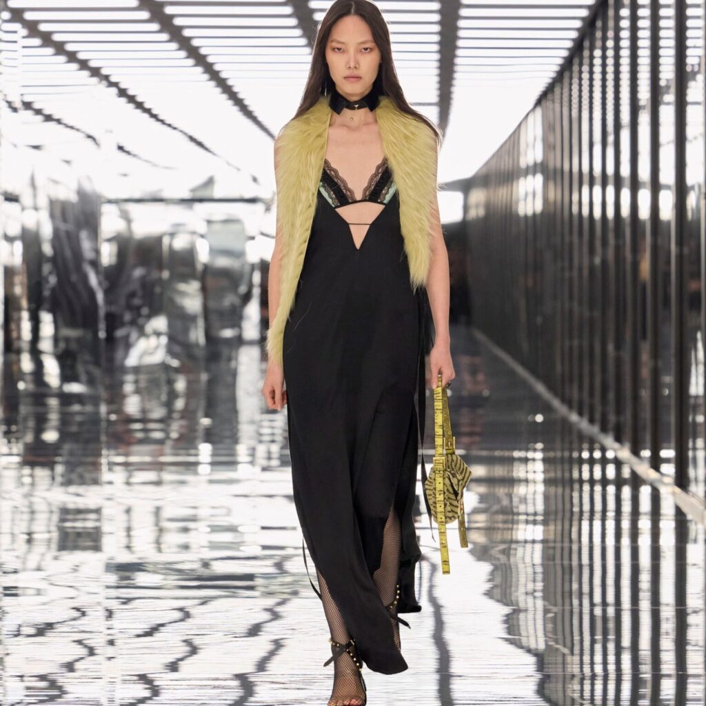 fendi-ss27-runway-looks-4x5-004-data copy