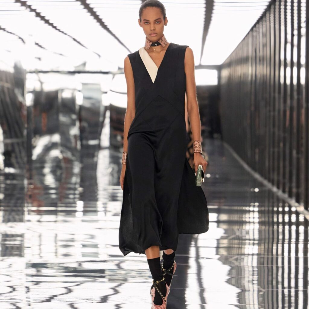 fendi-ss27-runway-looks-4x5-011-data copy